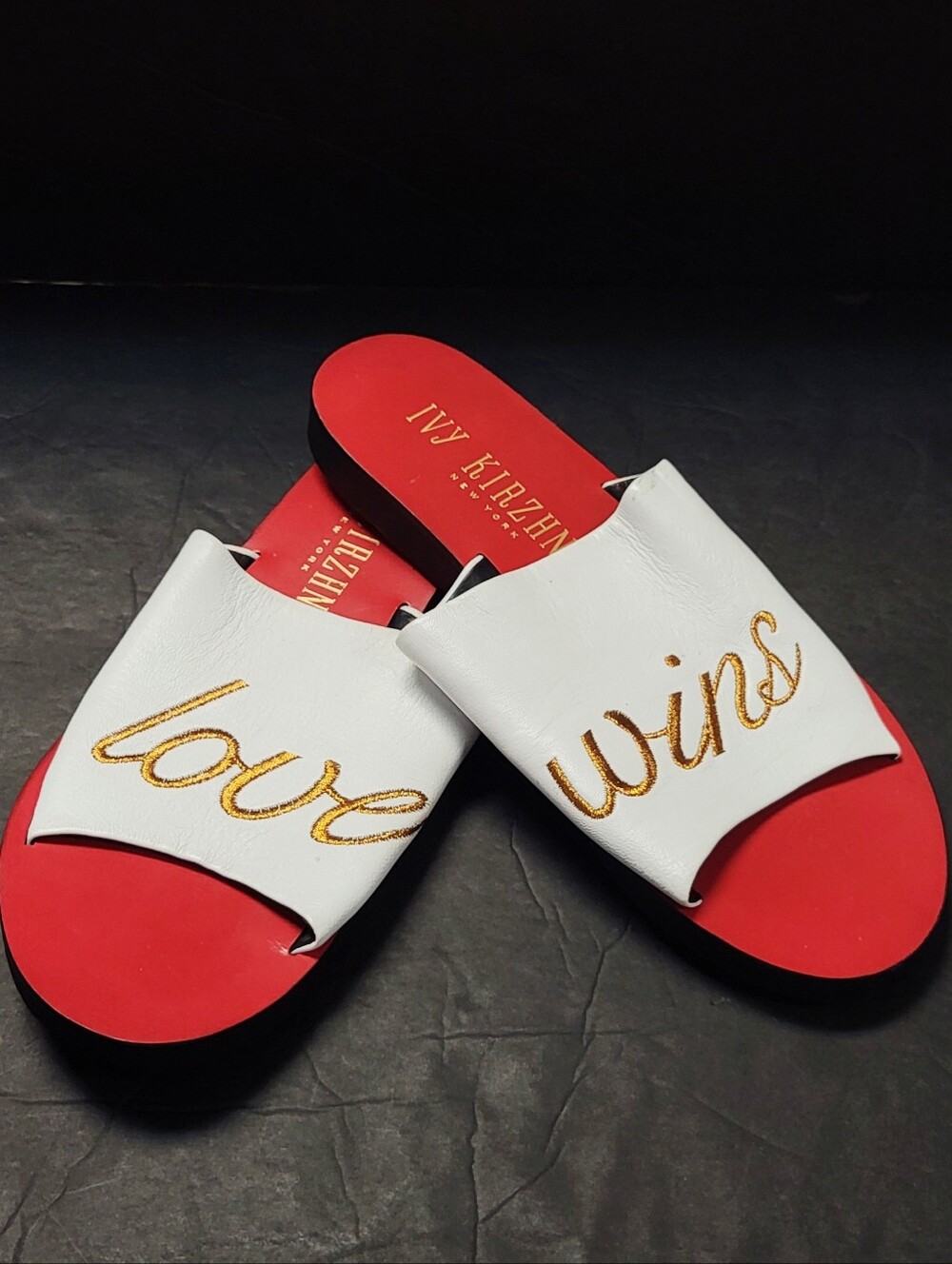 Ivy Kirzhner "Love Wins" Slides Size 11/12